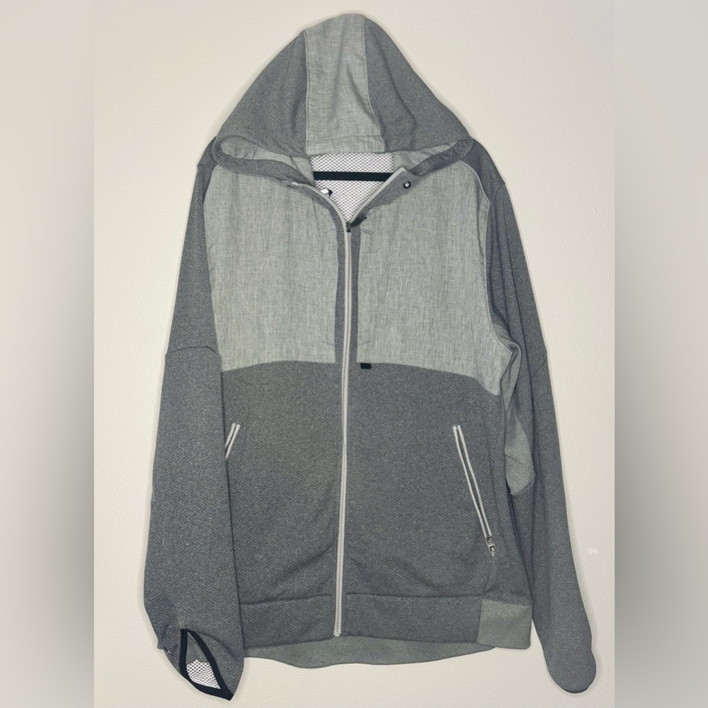 Oakley Gray And Black Patterned Jacket - image 1